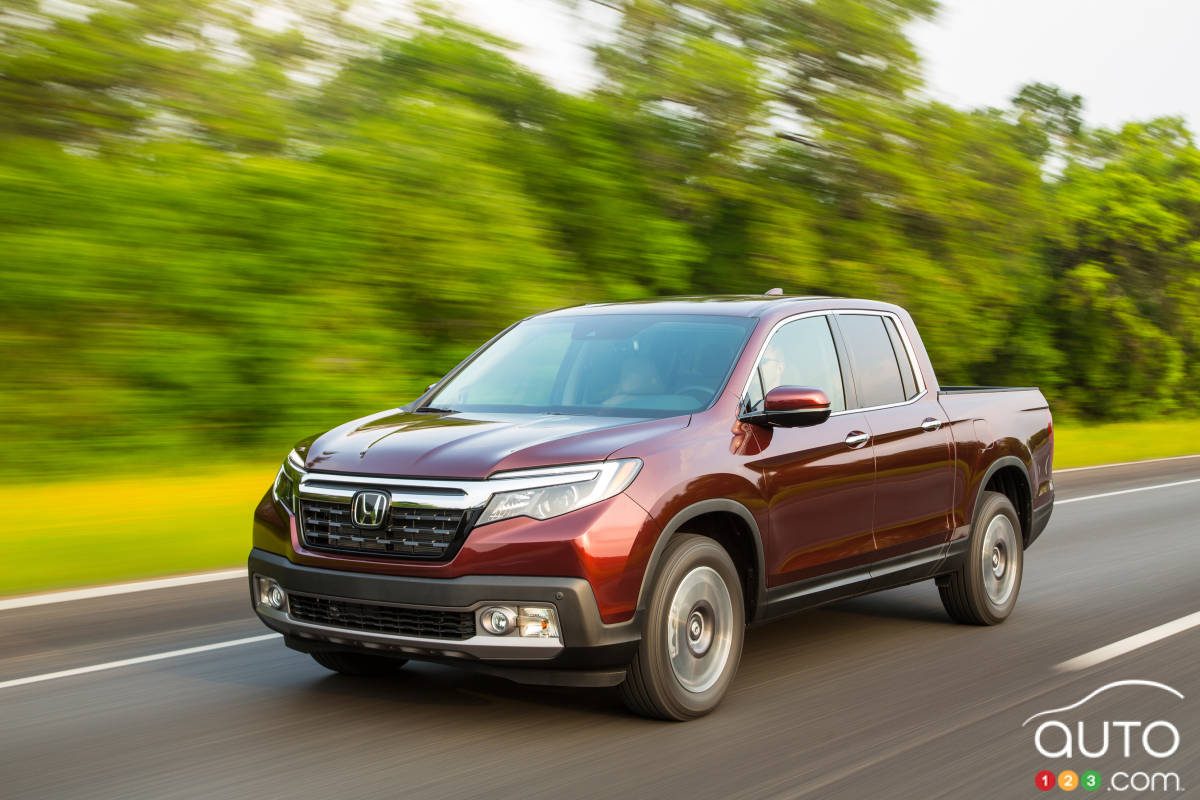 Honda Recalls 115,000 Ridgelines for Problem with Rearview Camera